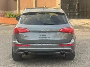 Audi Q5 3.2 Premium Plus Quattro 2011