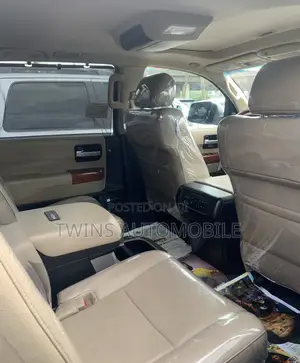Toyota Sequoia Platinum 4x4 2020 Black