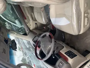 Lexus GX 470 2009 Gold
