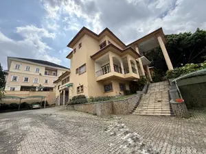 7bdrm Duplex in Maitama for rent