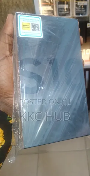 New Samsung Galaxy S10 128 GB Black