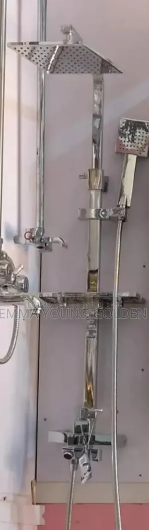 Mmaat Standing Shower