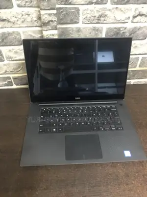 Laptop Dell Precision 15 5540 32GB Intel Core I9 SSD 1T