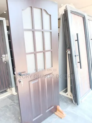 G10b Wooden Room Door – Brown With Glass (840mm)