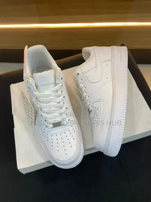 Nike Air Force 1