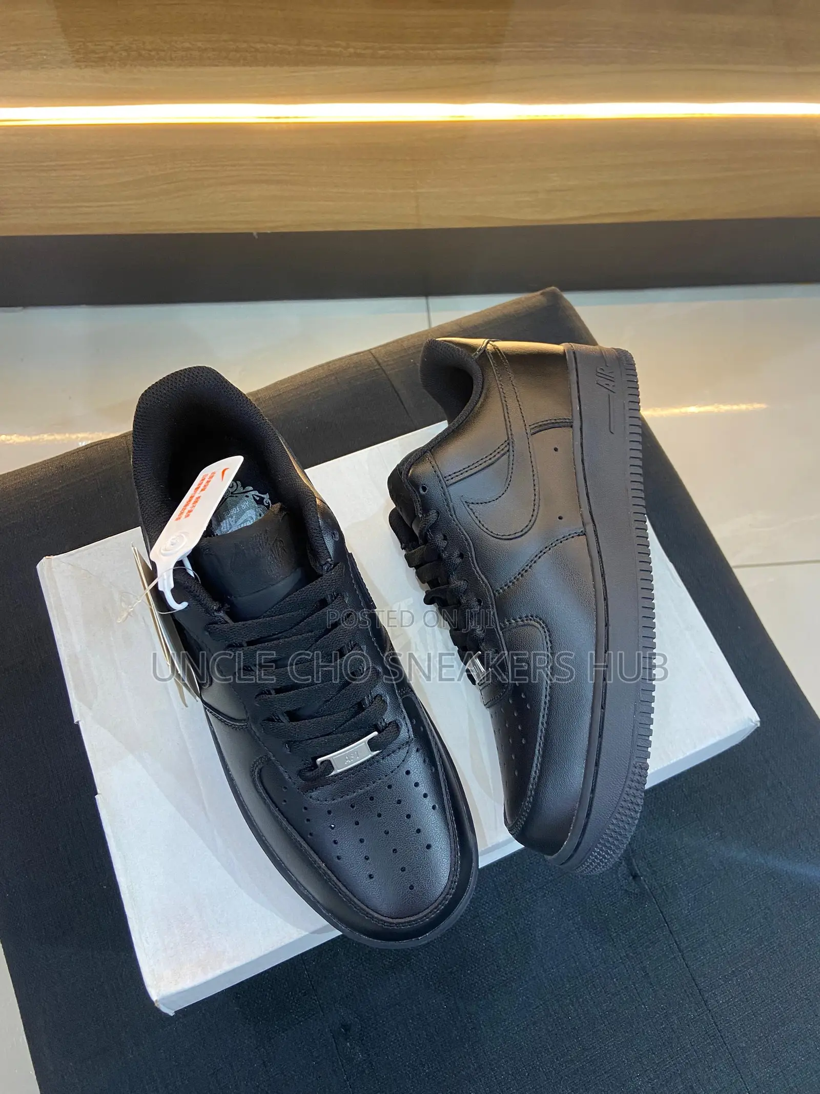 Nike Air Force 1