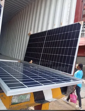 Jinko 650watts Mono Solar Panel 144cell Available