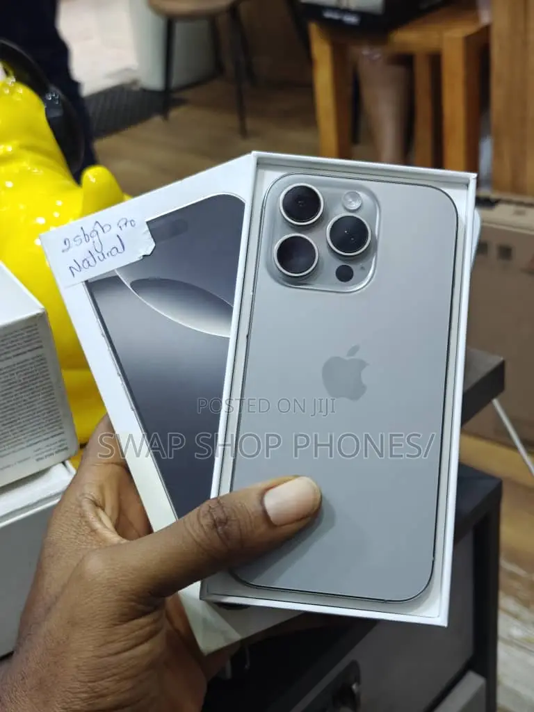 Apple iPhone 16 Pro 256 GB Silver