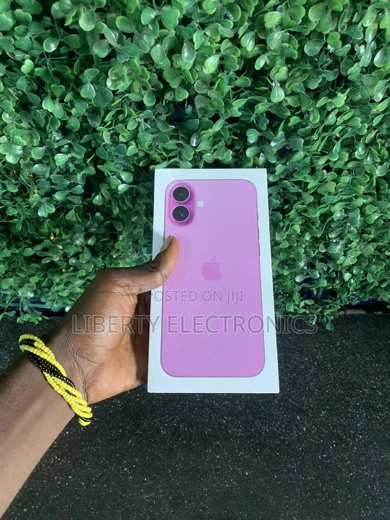 New Apple iPhone 16 Plus 128 GB Pink