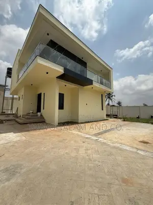 4bdrm Duplex in Akobo for sale