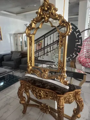 Set of Mirror Console
