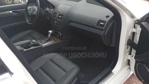 Mercedes-Benz C300 2010 White