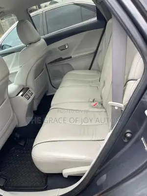 Toyota Venza V6 2009 Gray