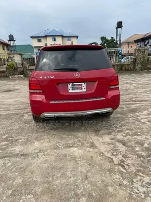 Mercedes-Benz GLK-Class 2013 Red