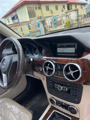 Mercedes-Benz GLK-Class 2013 Red