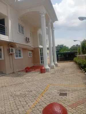 7bdrm Duplex in Maitama Main for rent