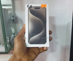 New Apple iPhone 15 Pro 256 GB Black