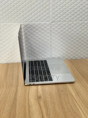 Laptop Apple MacBook Pro 2016 8GB Intel Core I5 SSD 256GB