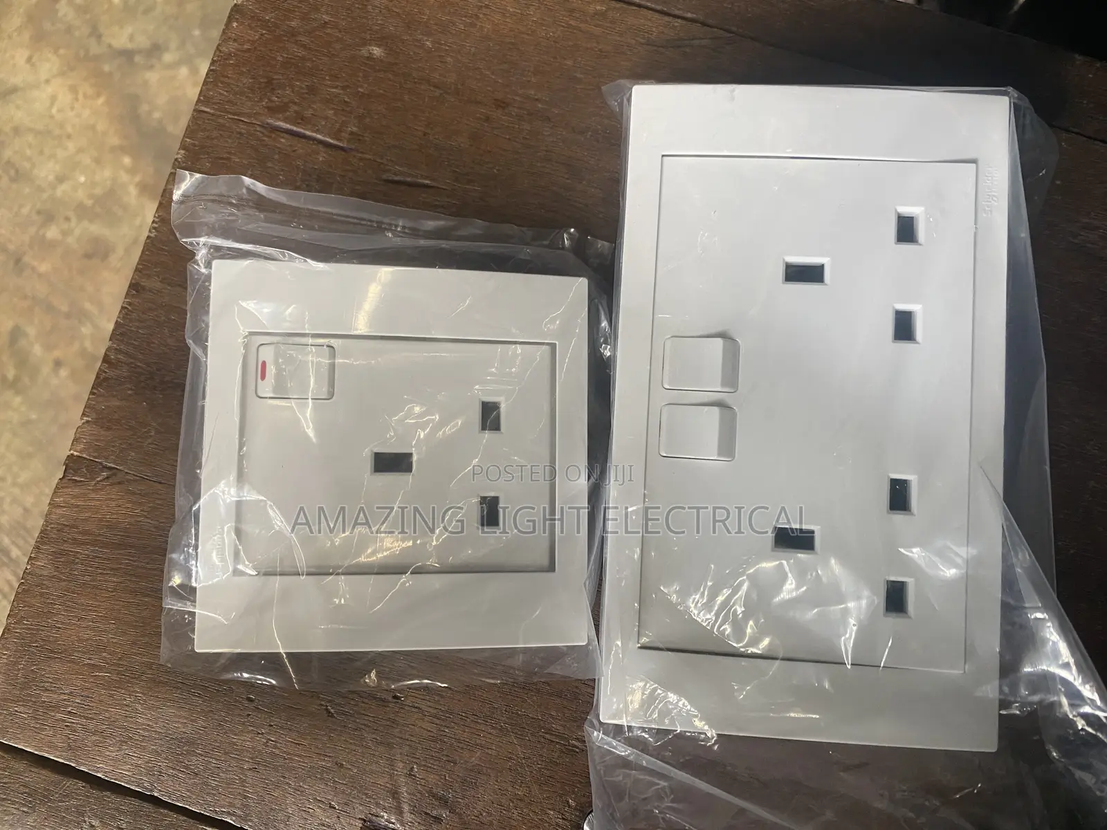 Schneider Socket