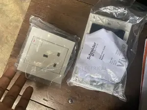 Schneider Socket