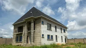 4bdrm Duplex in New Gra By Federal for sale
