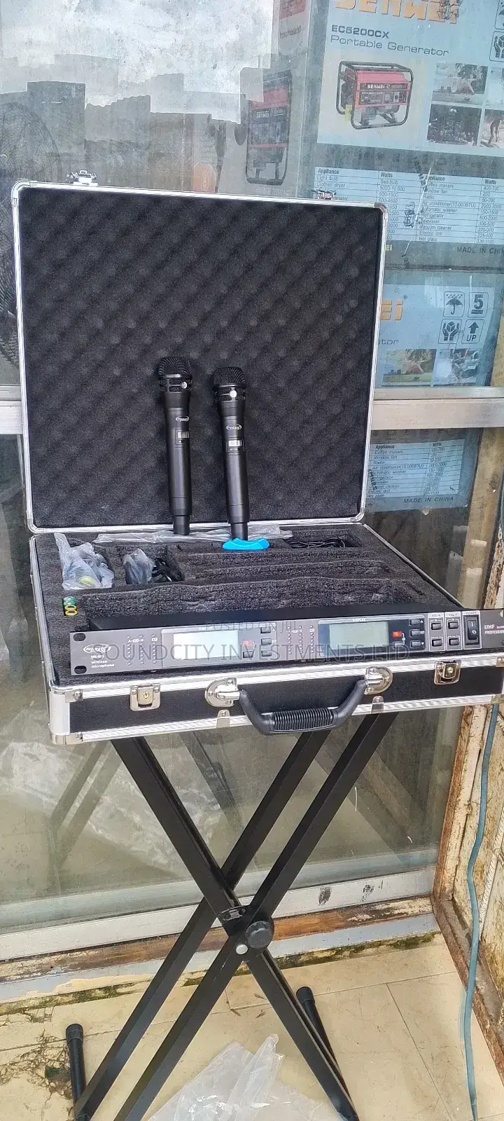 Dbass  Sr-185 Digital Wireless Microphone.