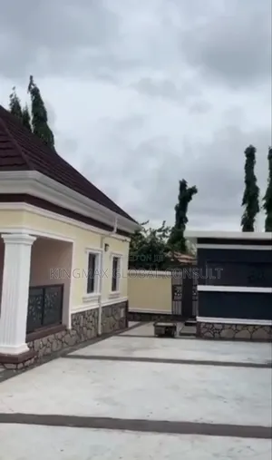3bdrm Bungalow in Dakwo District Abuja for sale