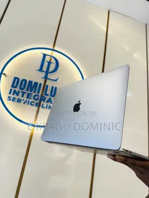 Laptop Apple MacBook Pro 2017 8GB Intel Core I5 SSD 256GB