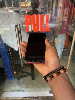 Apple iPhone 11 128 GB Red