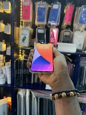 Apple iPhone 11 Pro Max 64 GB White