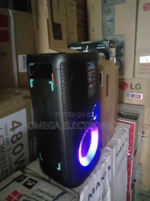 Hisense Party Rocker