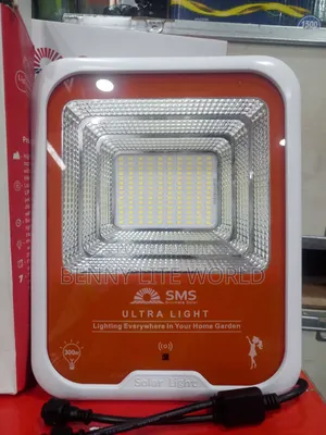300 Watt 200 Watt SMS Solar Flood Light With Double Solar Panel