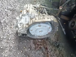 Toyota Camry Gearbox 2.4 Litres. 10 Pin.