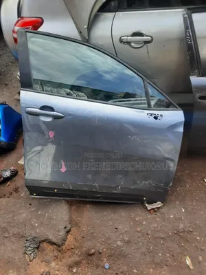 Complete Door Toyota Cross 2018