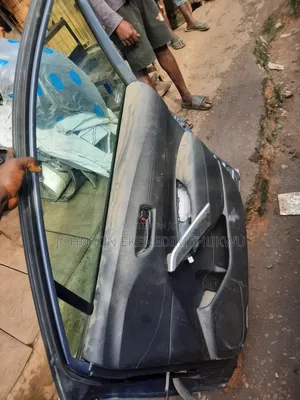 Complete Door Toyota Cross 2018