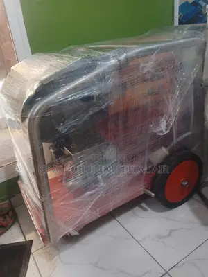 Hydro Blasting Machine