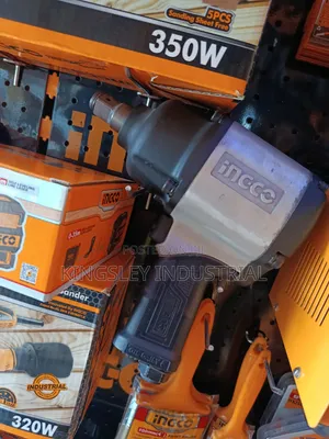 Air Powered 3⁄4 Impact Wrench Machine