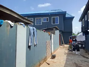6bdrm Block of Flats in Ikotun/Igando for sale