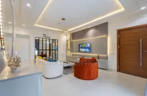 Luxury 3bedroom With Swimming Pool, Gym, Balcony Ps4