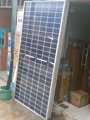 658watts Jinko Solar Panel