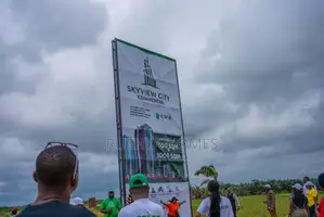 Plots of Land for Commercial With Cof O for Sale