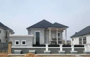 4bdrm Duplex in Behind Glory Dome, Lugbe District for sale