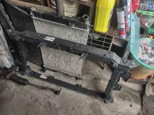Front Cut Elantra 2022