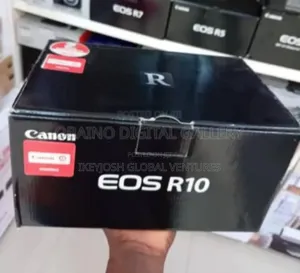 Canon Eos R10
