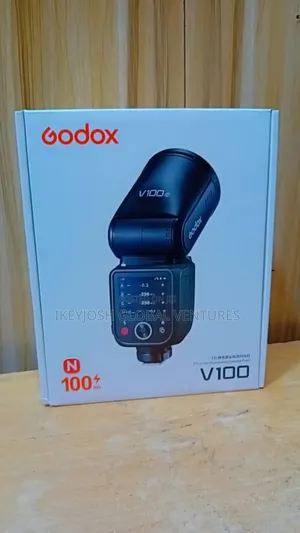 Godox V100