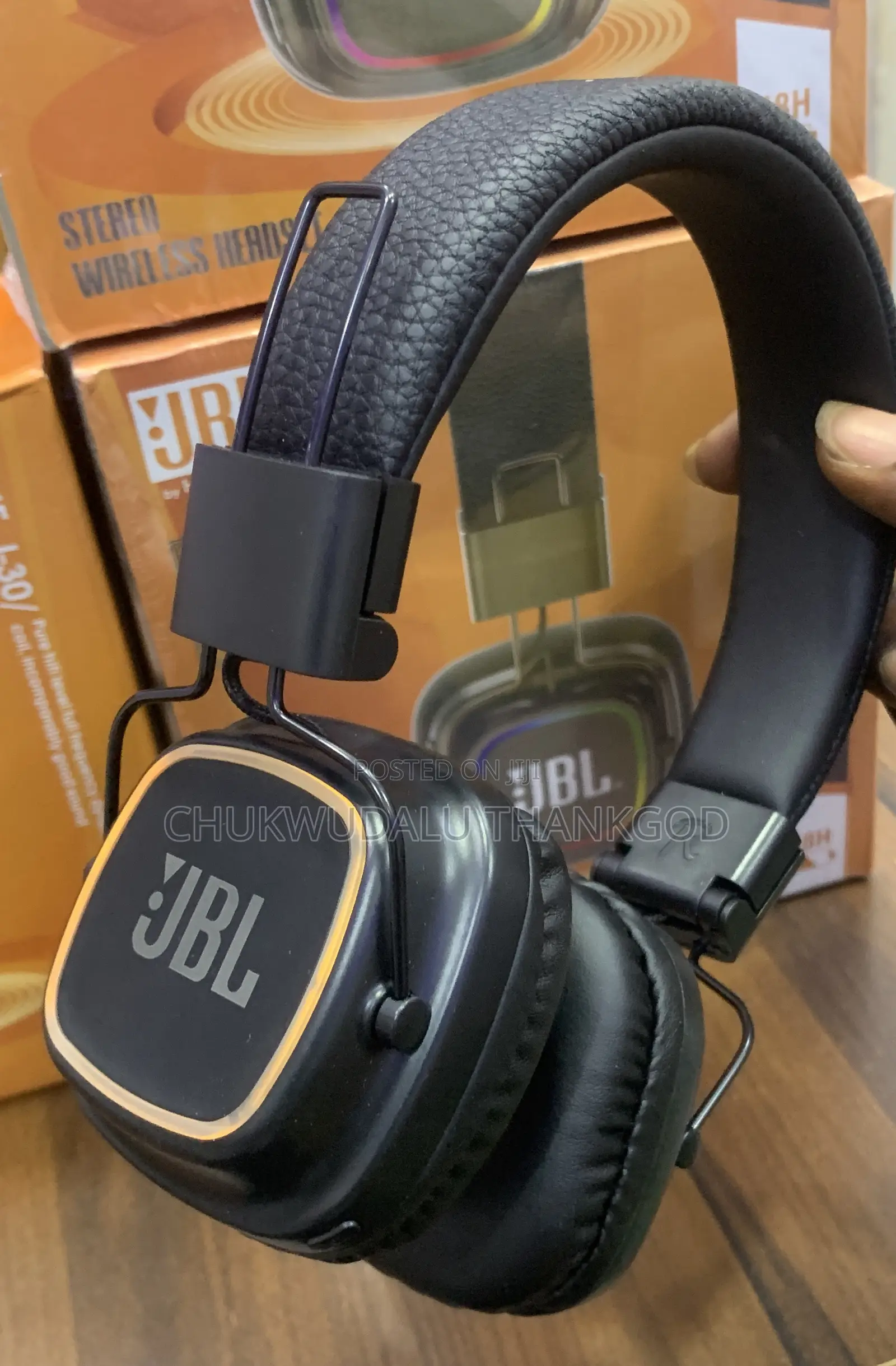 Super Flexible JBL Headset With Good Bass
