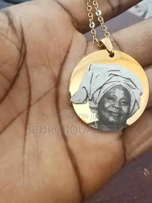 Circular Shaped Picture Necklace