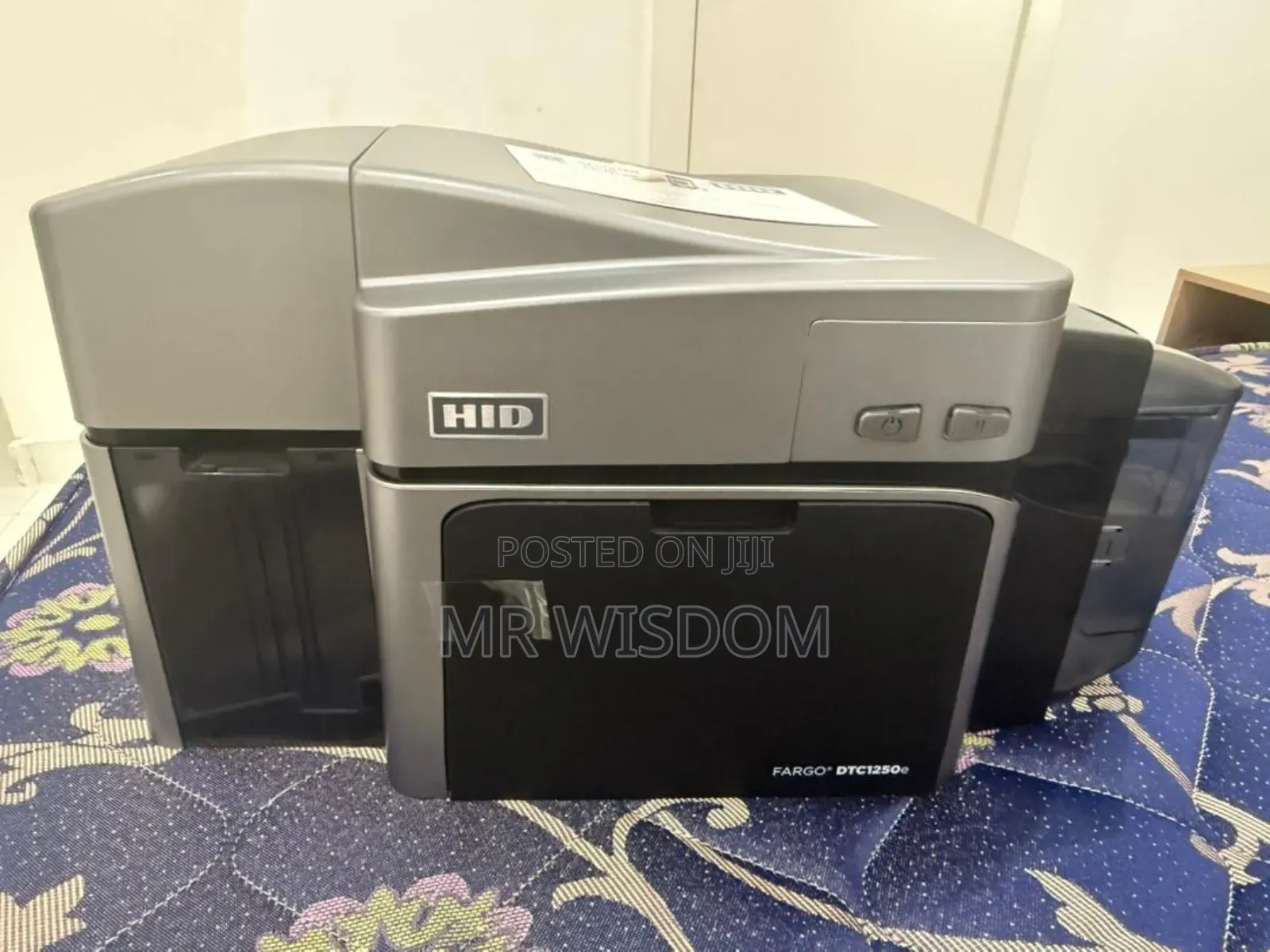 Fargo DTC 1250e Plastic Id Card Printer