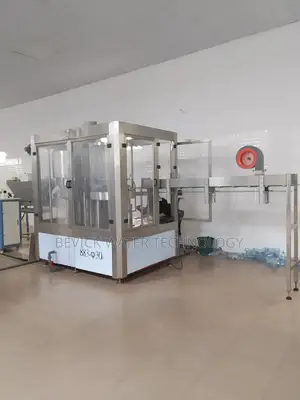 Bottle Water Filling and Capping Machine