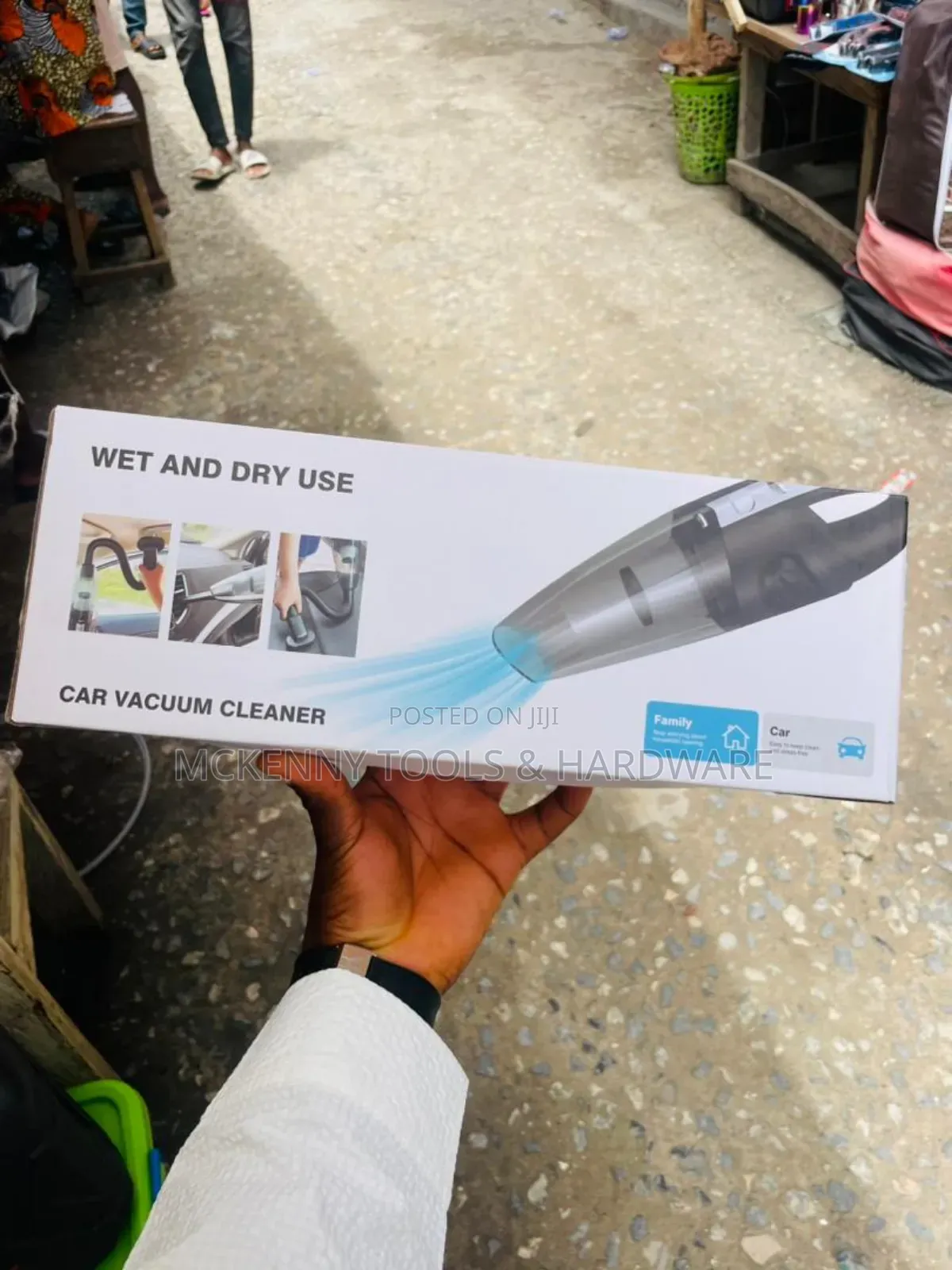Dry Use Car Vacuum Cleaner.